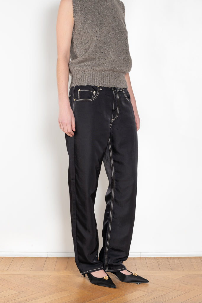 The Pitched Baggy Pant by 6397 is a slouchy, relaxed fitting pant, made of a Japanese recycled nylon twill