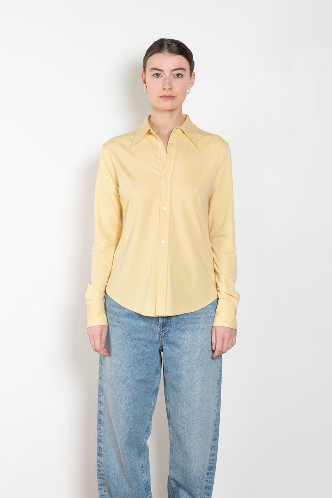 The Slim Buttondown Shirt by 6397 is a fitted shirt in a soft jersey fabric with a pointed collar