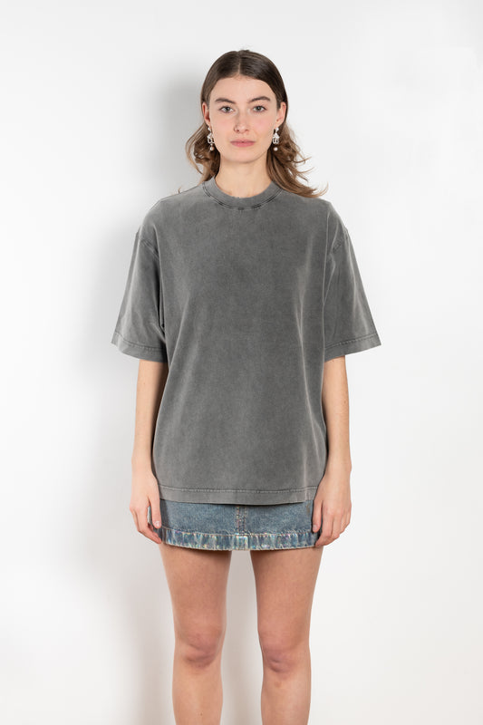 The Relaxed Crew Neck Tee by Acne Studios is cut to a relaxed unisex fit. Detailed with an Acne Studios rubber patch on the back