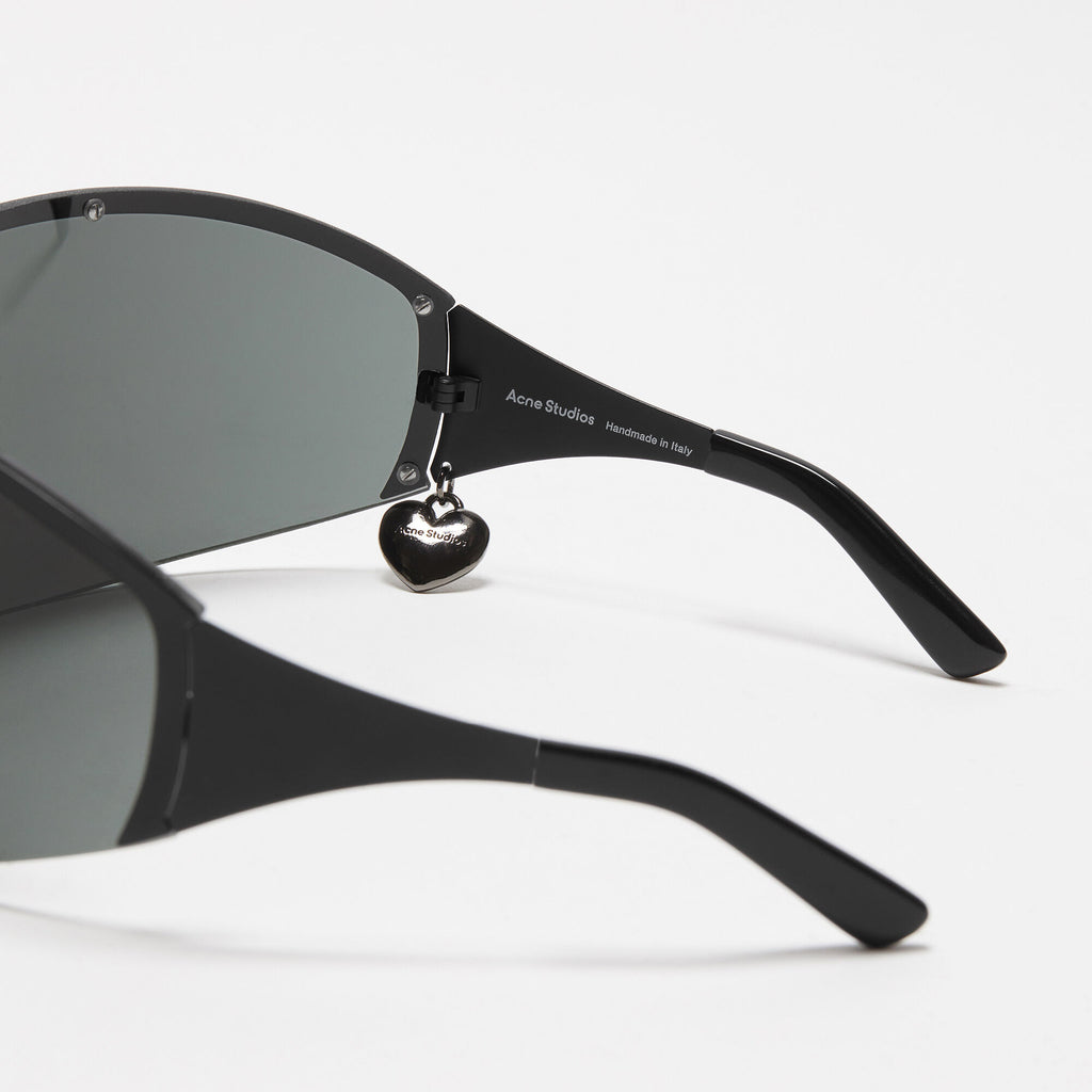 Shield sunglasses