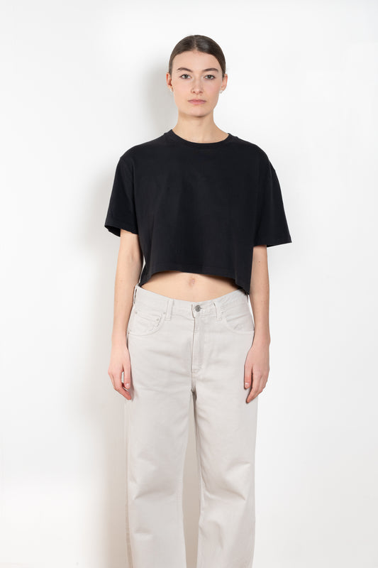 The Anya Tee by Agolde features an easy boxy fit, a slightly cropped body