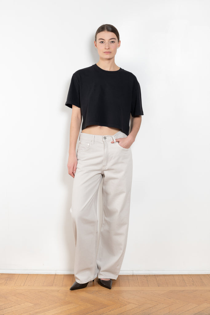 The Anya Tee by Agolde features an easy boxy fit, a slightly cropped body