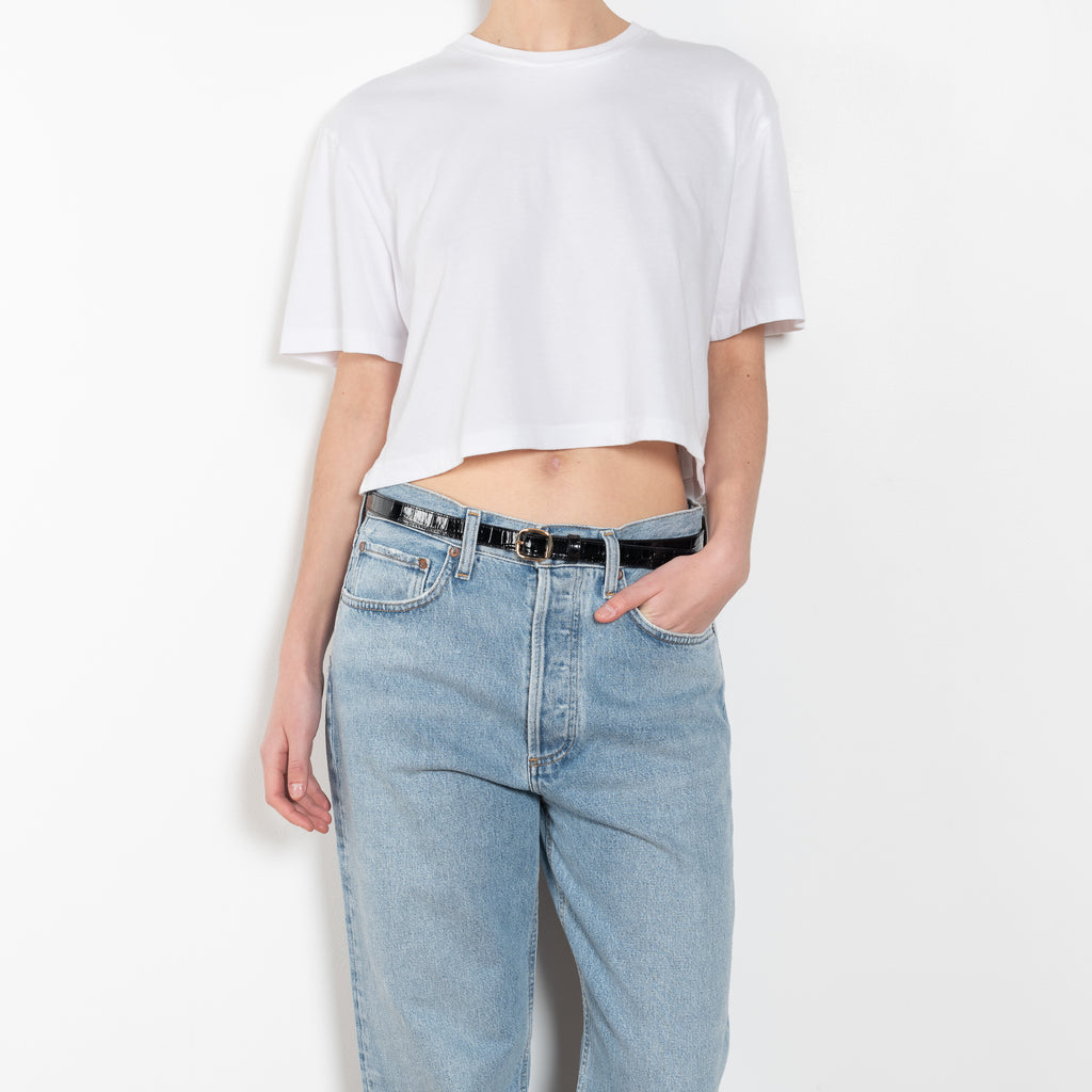 The Anya Tee by Agolde features an easy boxy fit, a slightly cropped body hitting right at the waist