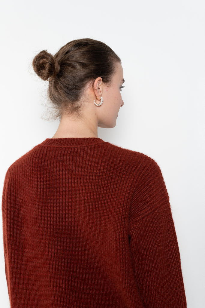 The Esther Sweater by Alexandra Golovanoff is a thick cashmere sweater wit a ribbed pattern