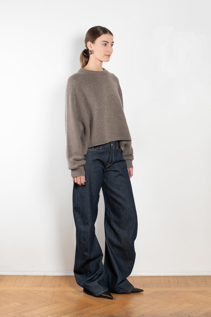 The Karine Sweater by Lisa Yang is a 5 gauge cashmere plain knit with a relaxed, cropped and boxy fit