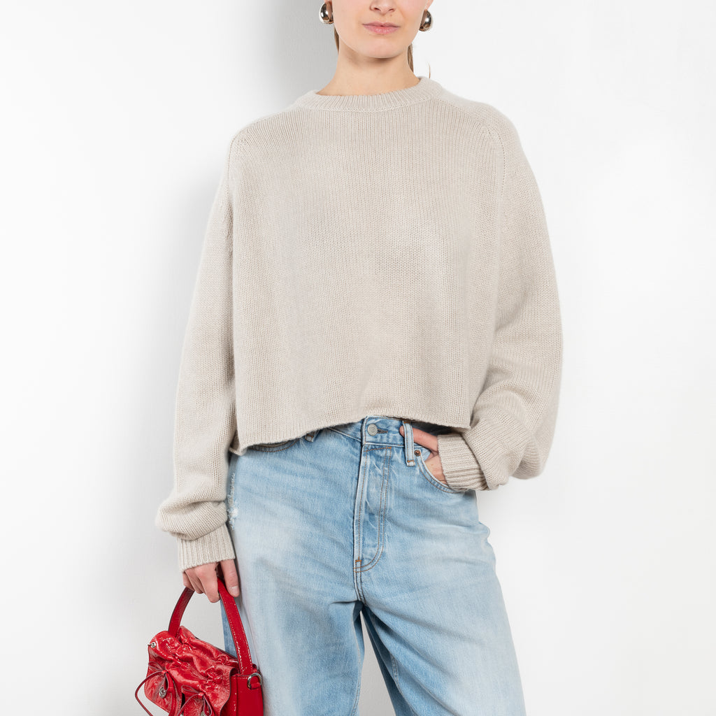 The Karine Sweater by Lisa Yang is a 5 gauge cashmere plain knit with a relaxed, cropped and boxy fit