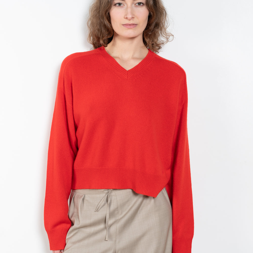 The Anzor Sweater by Loulou Studio has a slightly cropped ample fit with dropped shoulders and long sleeves in cashmere