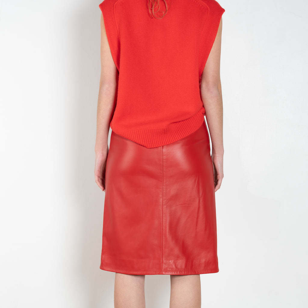 The Ekare Skirt by Loulou Studio is a mid waist slit skirt in a fine lambskin leather