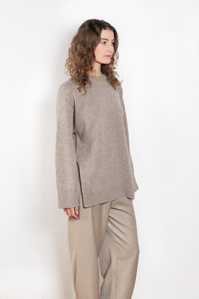 The Safi Sweater by Loulou Studio is an oversized sweater with an ample fit, wide sleeves and ribbed trims in a thicker cashmere