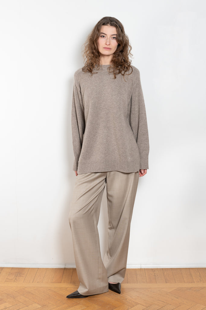 The Safi Sweater by Loulou Studio is an oversized sweater with an ample fit, wide sleeves and ribbed trims in a thicker cashmere