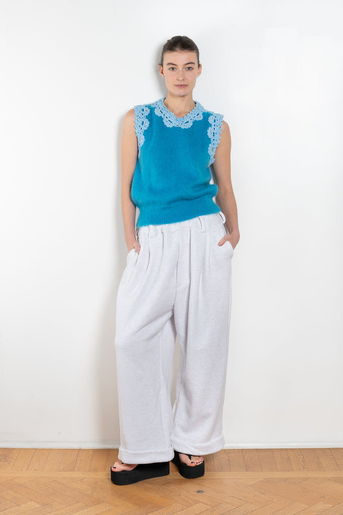 The Drawstring Chino Jogger by Meryll Rogge is a mid waisted oversized jogger trouser with XL loop belts and cuffed hems