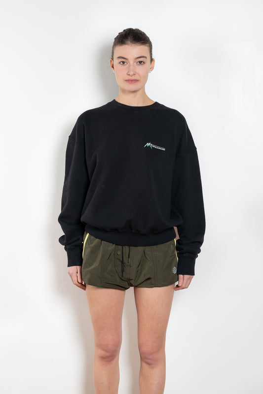 The Oversized Sweatshirt by Meryll Rogge is a signature sweatshirt with a round neck and ribbed trims