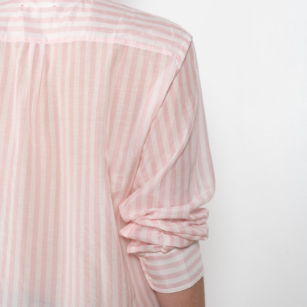 The Beau Shirt by Xirena is a signature relaxed fitted shirt with long sleeves